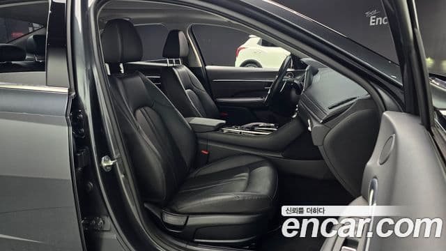 Hyundai Sonata 2022 — ფოტო 10/20