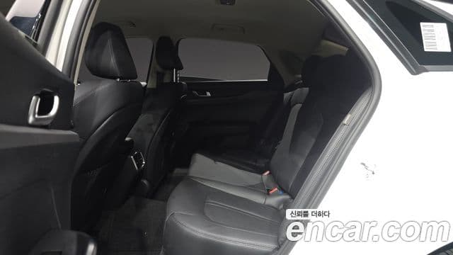 Kia K5 2023 — ფოტო 12/20