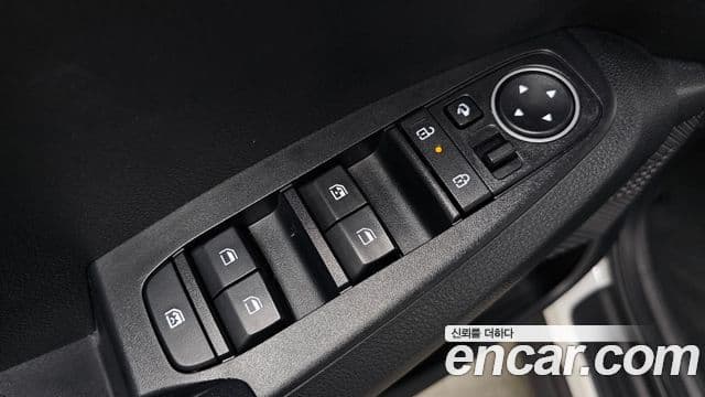 Kia Seltos 2024 — Şəkil 19/20