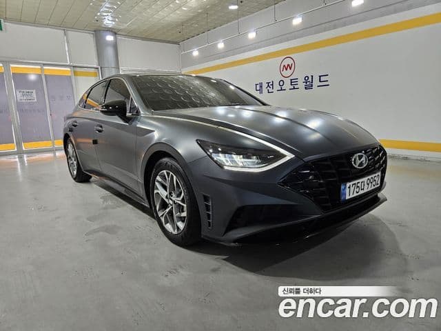 Hyundai Sonata 2022 — ფოტო 2/20