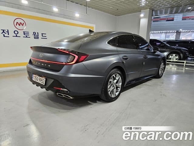 Hyundai Sonata 2022 — ფოტო 3/20