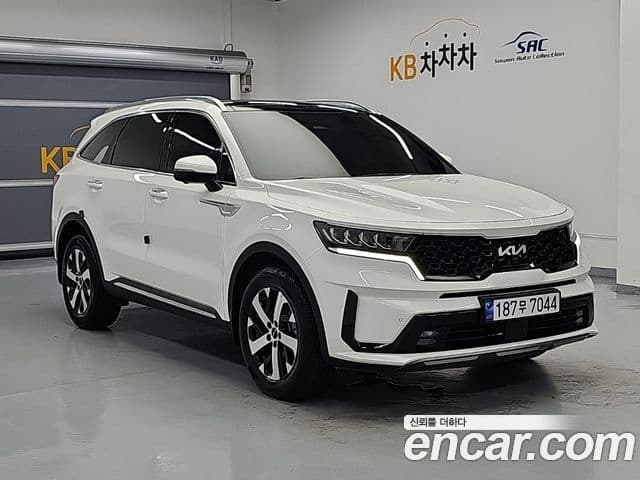 Kia Sorento 2022 — ფოტო 3/19