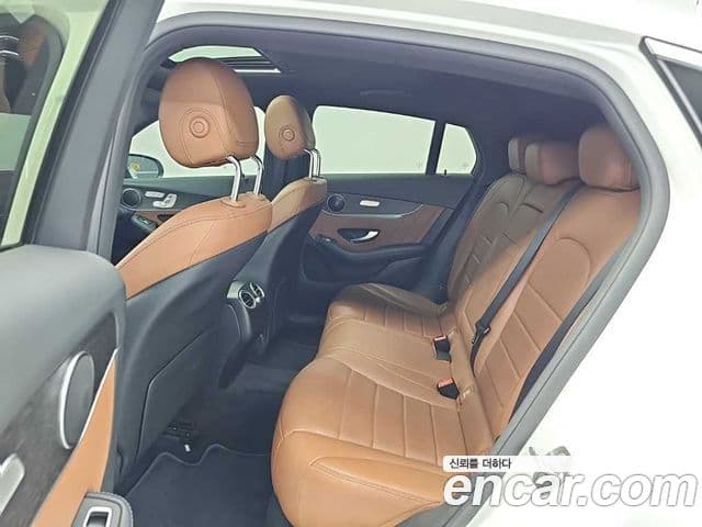 Mercedes-Benz GLC-Class 2020 — фото 12 из 18