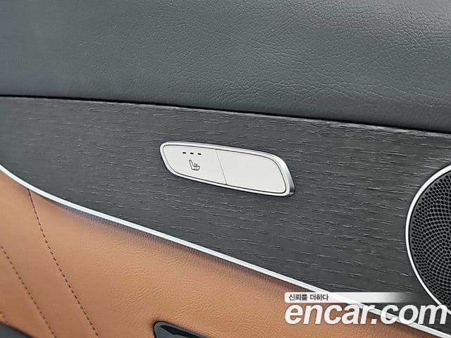 Mercedes-Benz GLC-Class 2020 — ფოტო 14/18
