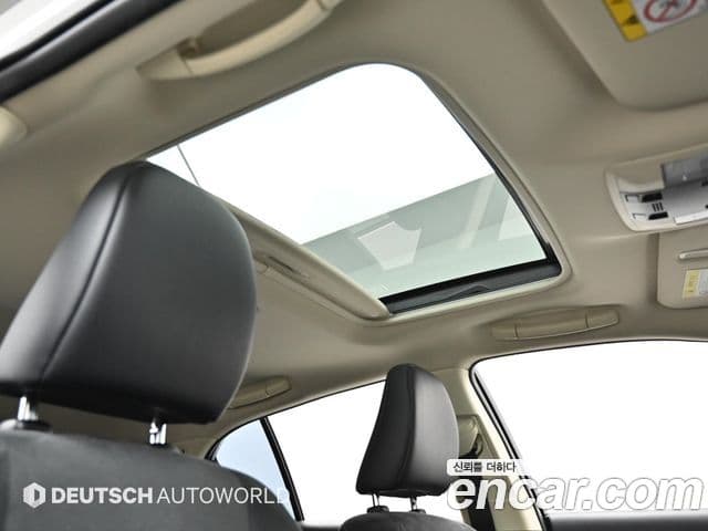 Lexus CT200h 2018 — ფოტო 18/20