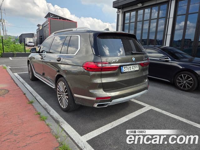 BMW X7 2022 — фото 4 из 16