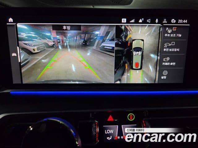 BMW X7 2022 — ფოტო 15/16