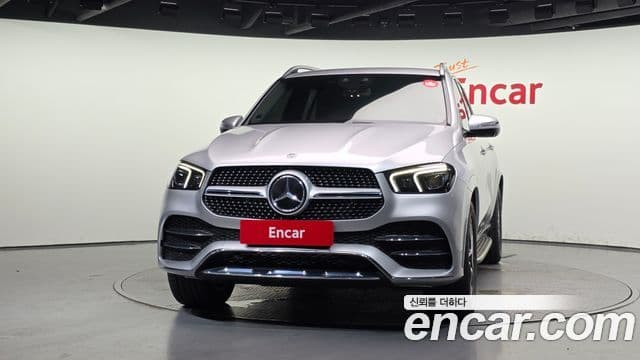 Mercedes-Benz GLE-Class 2019 — ფოტო 3/20