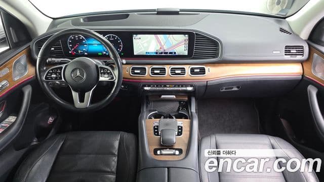 Mercedes-Benz GLE-Class 2019 — ფოტო 7/20