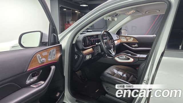 Mercedes-Benz GLE-Class 2019 — ფოტო 10/20