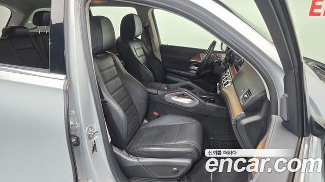 Mercedes-Benz GLE-Class 2019 — ფოტო 11/20