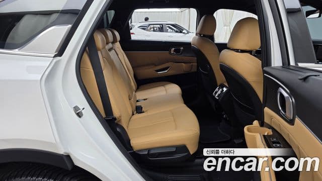 Kia Sorento 2020 — Фото 12/20