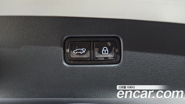 Genesis GV70 2021 — Şəkil 25/36