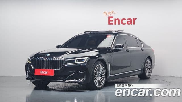 BMW 7 Series 2020 — Фото 10/20