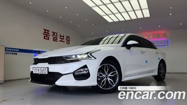 Kia K5 2022 — ფოტო 2/18