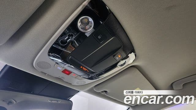 Kia K5 2022 — ფოტო 16/18