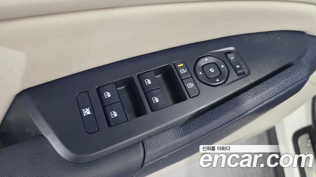 Kia Sportage 2025 — ფოტო 14/20