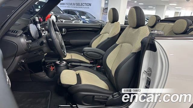 Mini Cooper S Convertible 2024 — ფოტო 8/20
