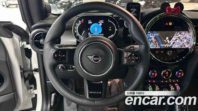Mini Cooper S Convertible 2024 — ფოტო 14/20