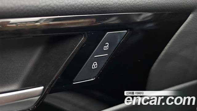 Volkswagen Jetta 2021 — ფოტო 16/20