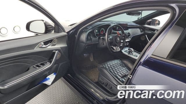 Kia Stinger 2021 — Şəkil 10/20