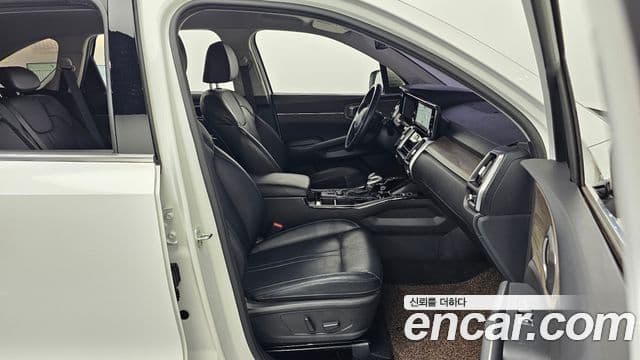 Kia Sorento 2022 — Фото 11/20