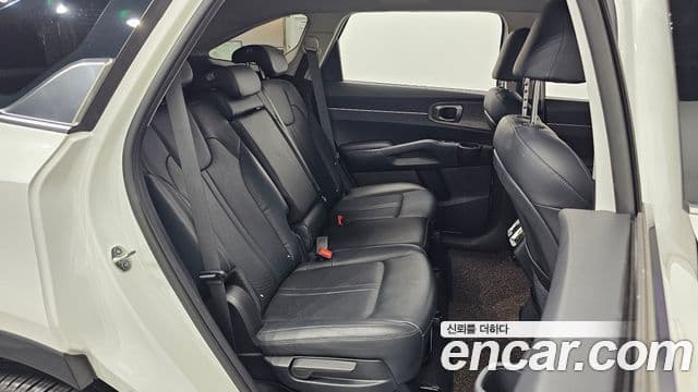Kia Sorento 2022 — Şəkil 29/34