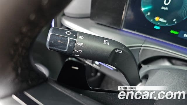 Hyundai Santa Fe 2025 — Photo 25/35