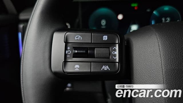 Hyundai Santa Fe 2025 — Photo 28/35