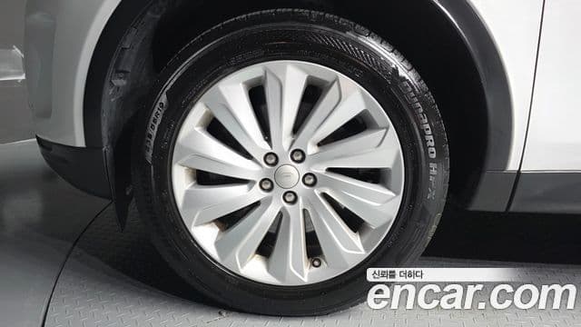Land Rover Discovery Sport 2020 — ფოტო 5/20
