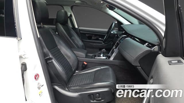 Land Rover Discovery Sport 2020 — фото 11 из 20