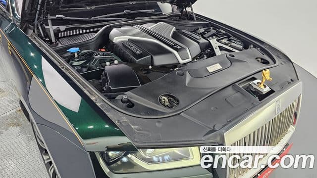 Rolls-Royce Ghost 2023 — Photo 31/39
