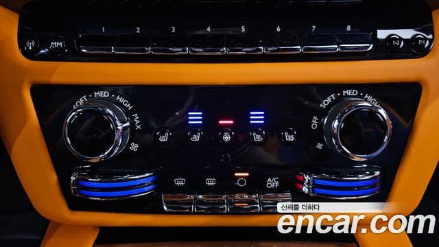 Rolls-Royce Ghost 2023 — Photo 25/39