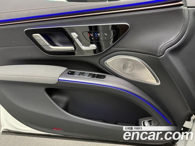 Mercedes-Benz EQS 2025 — ფოტო 13/20