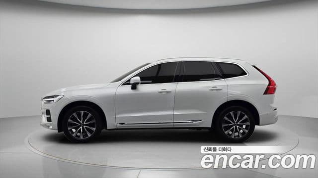 Volvo XC60 2023 — фото 3 из 20