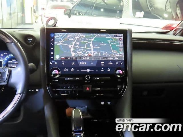 Toyota Alphard 2024 — Şəkil 9/20