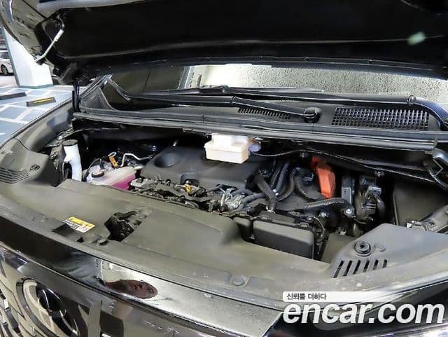 Toyota Alphard 2024 — Şəkil 18/20