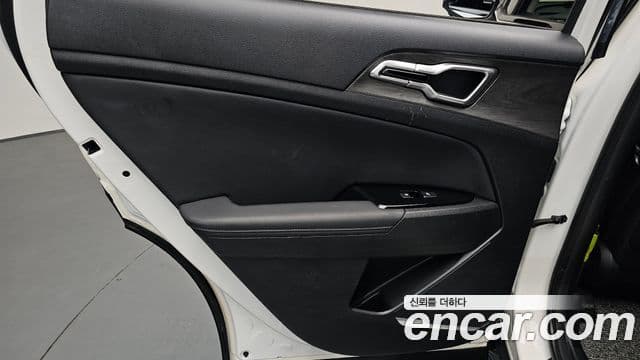 Kia Sportage 2024 — Photo 11/33