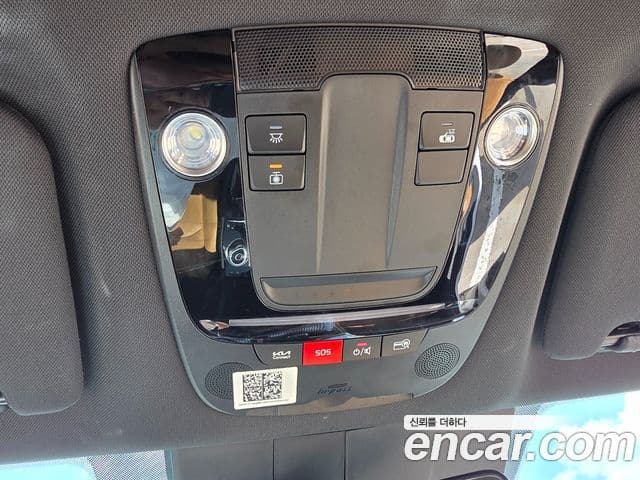 Kia K5 2023 — фото 17 из 20