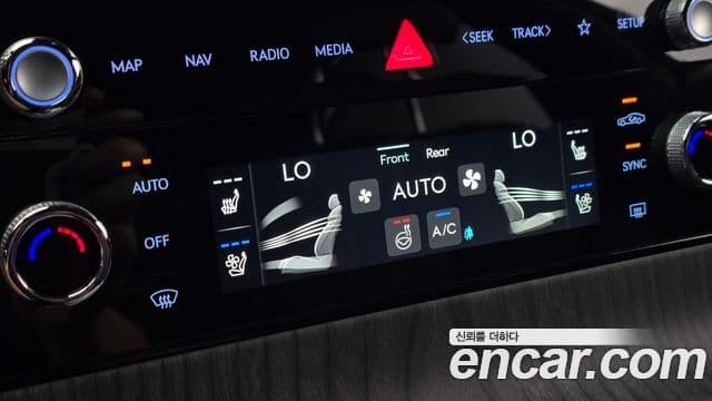 Genesis Electrified G80 2024 — фото 18 из 20