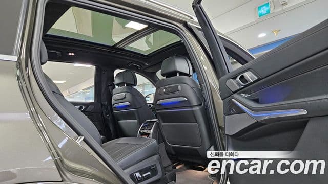 BMW X7 2026 — ფოტო 18/20
