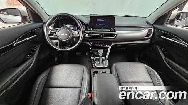 Kia Seltos 2022 — Şəkil 7/20
