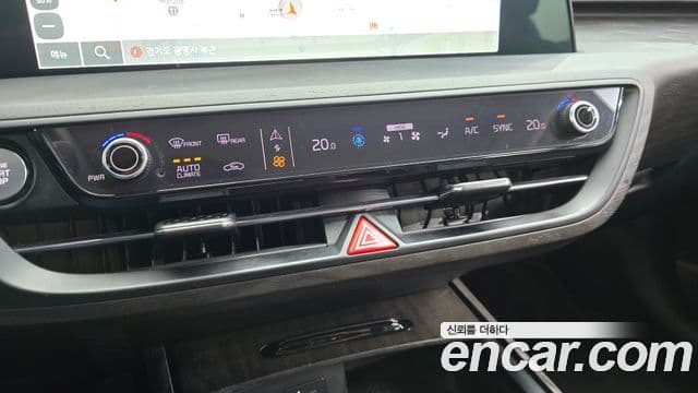Kia K8 2021 — ფოტო 7/30