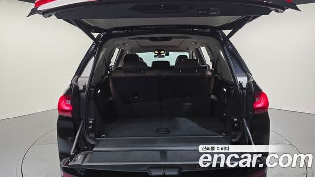 BMW X7 2021 — Şəkil 16/20