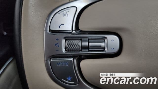 Genesis GV80 2021 — ფოტო 17/20