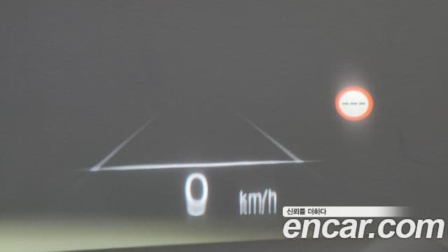 Genesis GV80 2021 — Photo 16/34