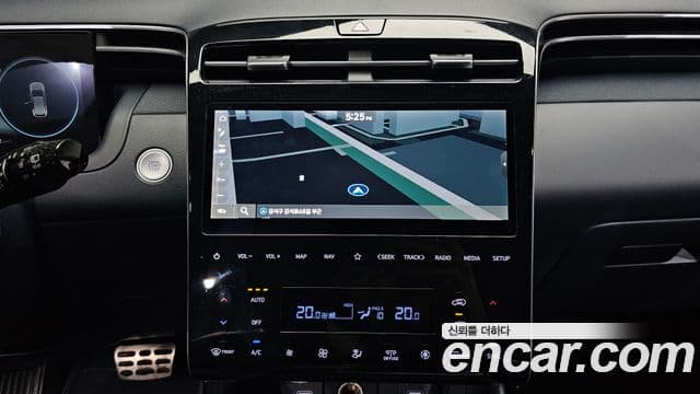 Hyundai The New Tucson 2022 — ფოტო 14/20