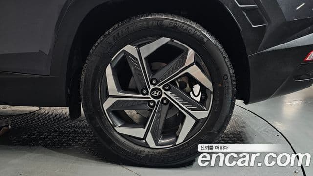 Hyundai Tucson Hybrid 2022 — ფოტო 14/33