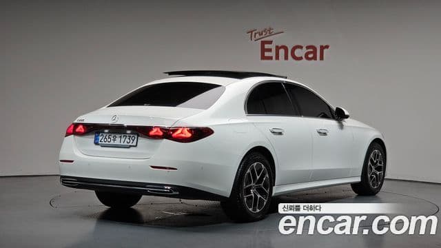 Mercedes-Benz E-Class 2026 — Şəkil 2/20
