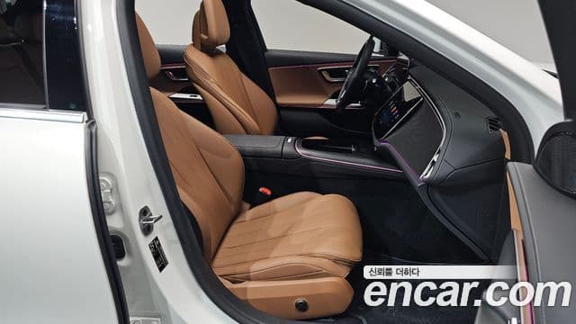 Mercedes-Benz E-Class 2026 — фото 12 из 20